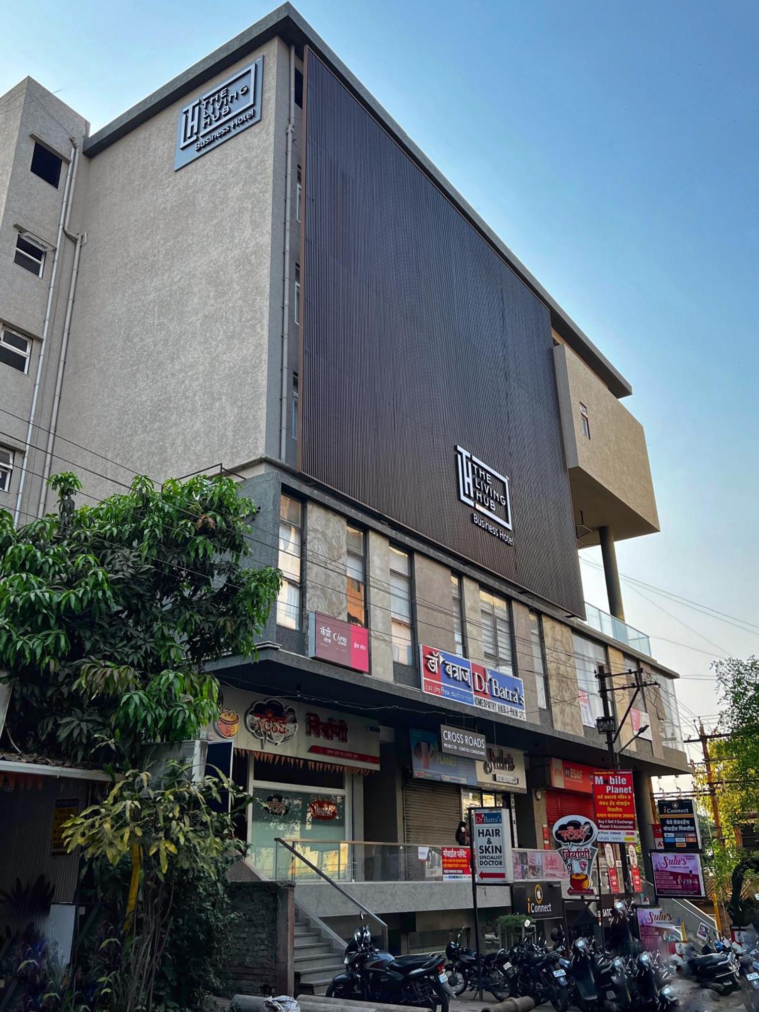 The Living Hub Business Hotel, Kolhapur Extérieur photo
