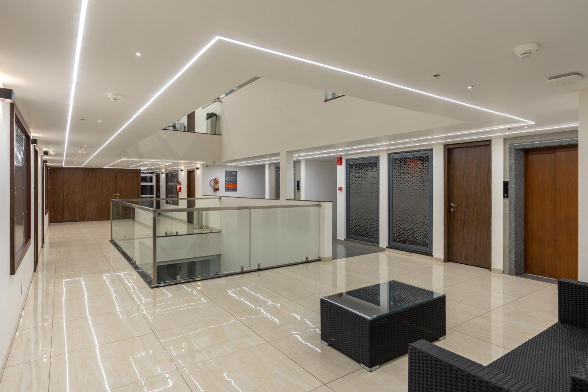 The Living Hub Business Hotel, Kolhapur Extérieur photo